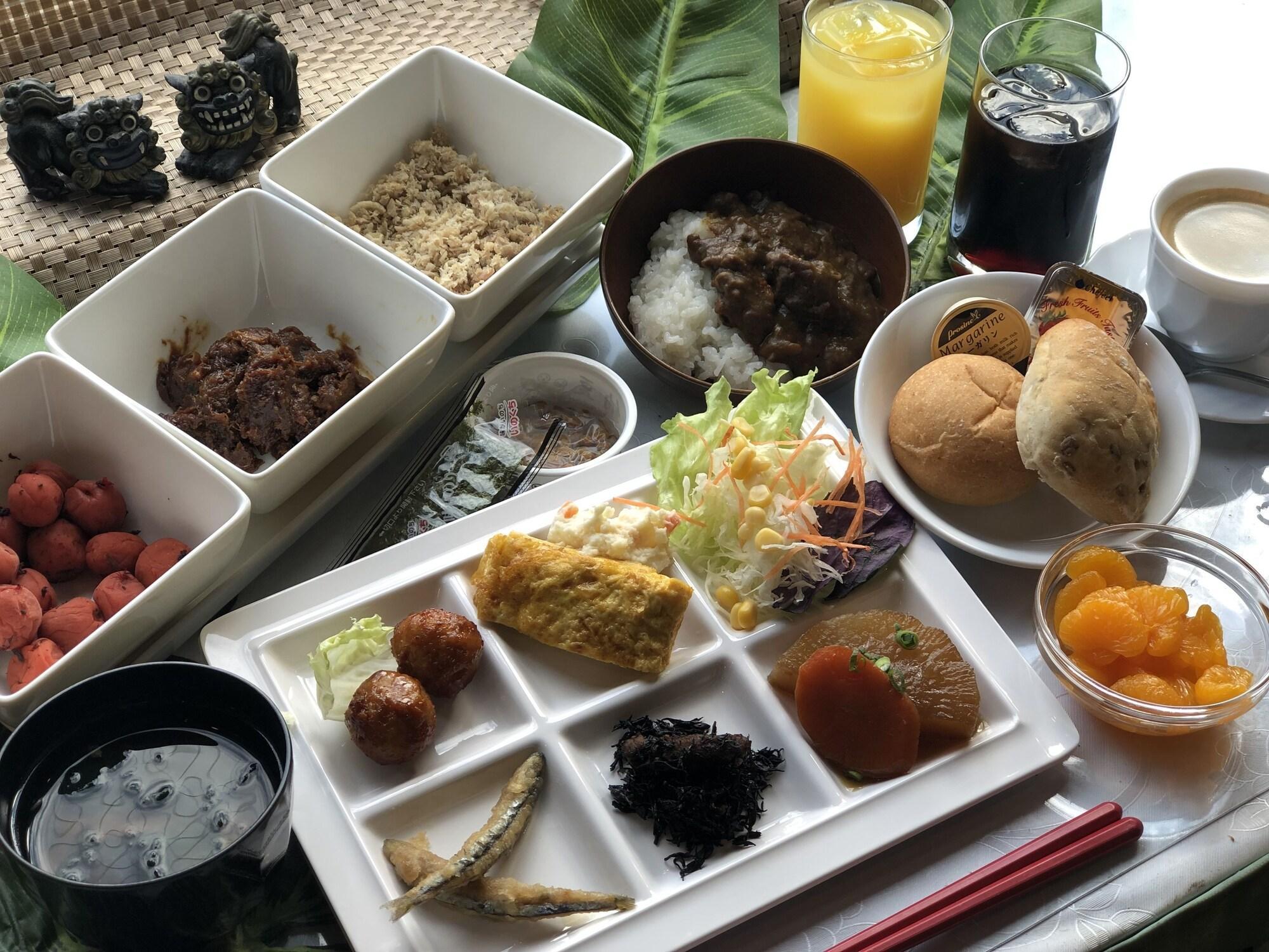 Hotel Yamanouchi Наха Экстерьер фото