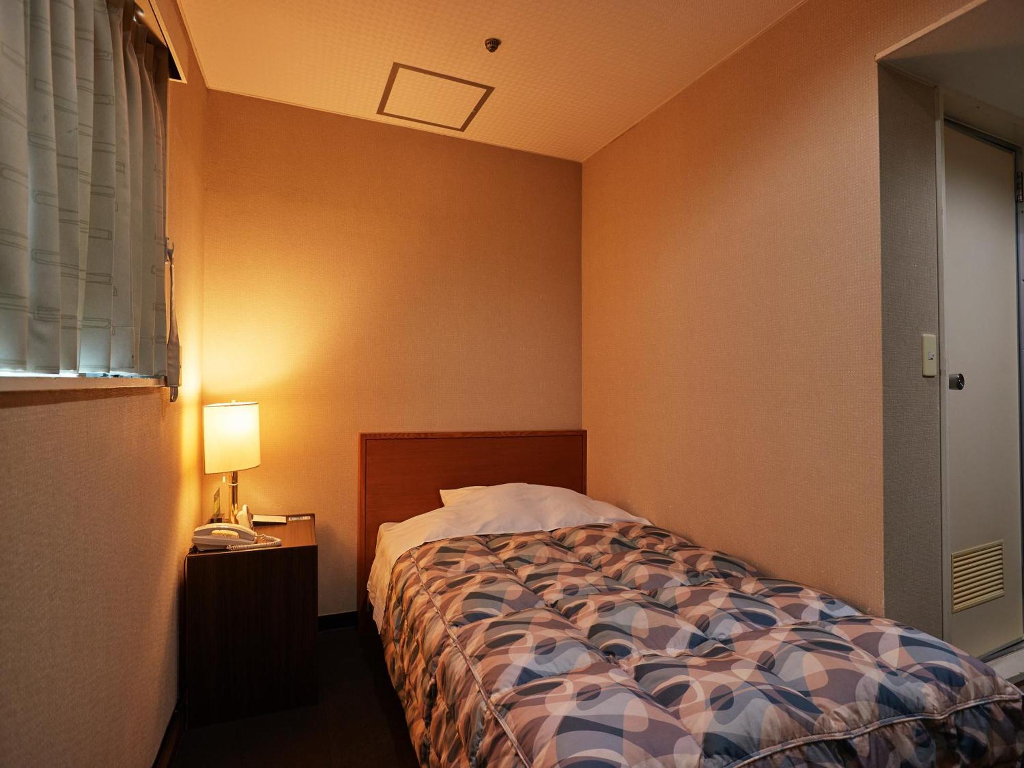 Hotel Yamanouchi Наха Экстерьер фото